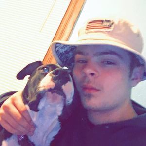 Meet your Posher, Ethan